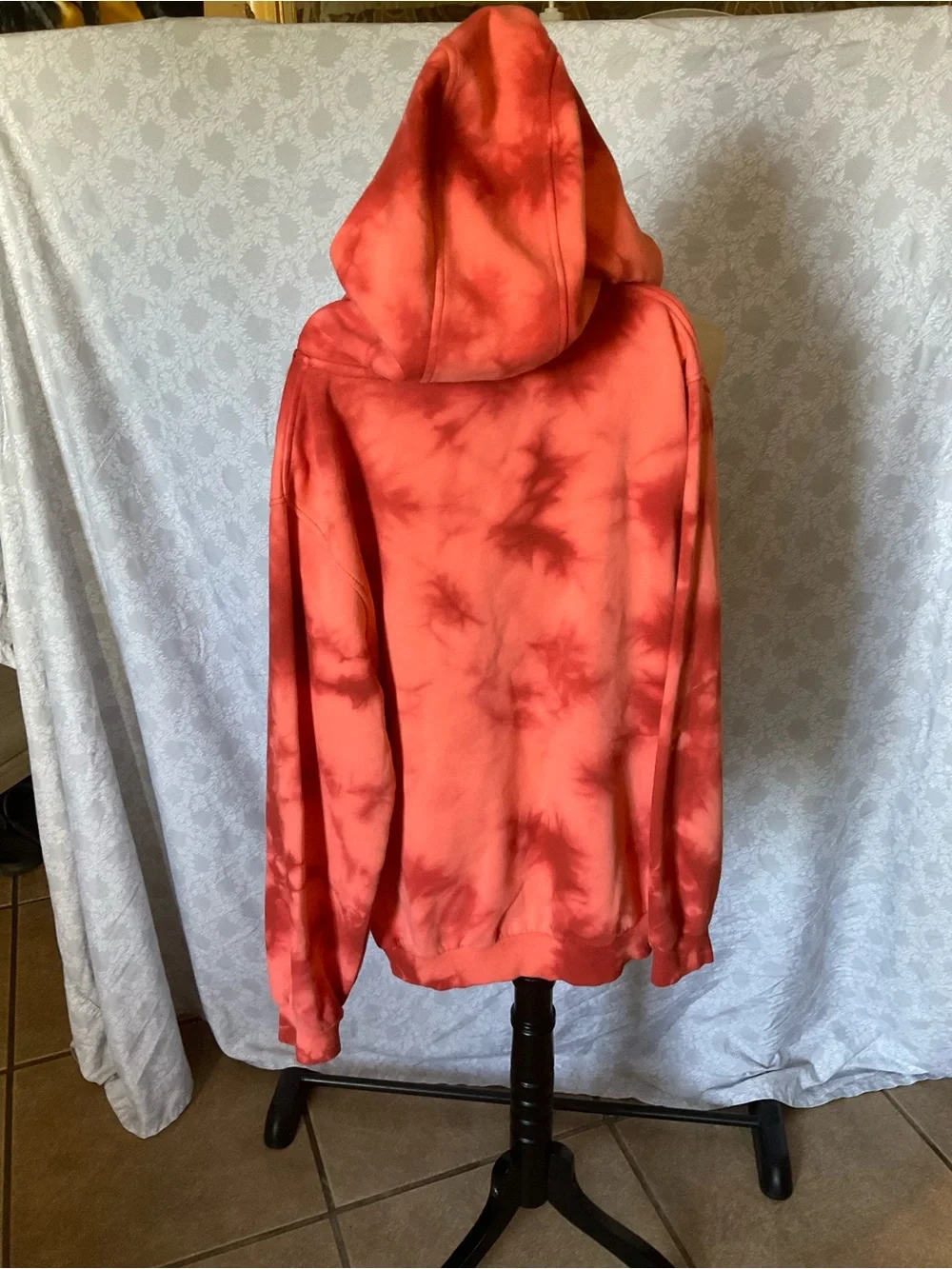 Nike Tie-Dye Hoodie in Coral and Dark Coral - Kids